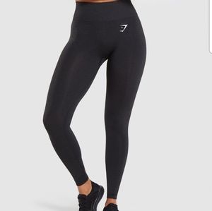 ❌SOLD❌VITAL SEAMLESS LEGGINGS

BLACK MARL